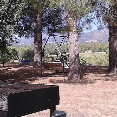 Ischerchis Con Piscina Castiadas Costa Rey