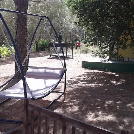Ischerchis Con Piscina Castiadas Costa Rey Hétvégi ház