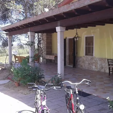 Hétvégi ház Ischerchis Con Piscina Castiadas Costa Rey