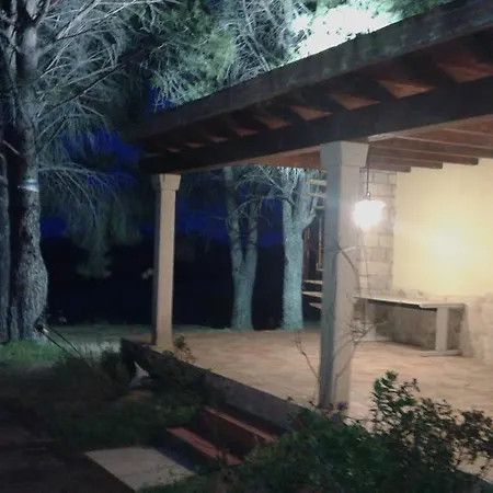 Ischerchis Con Piscina Castiadas Costa Rey Hétvégi ház *